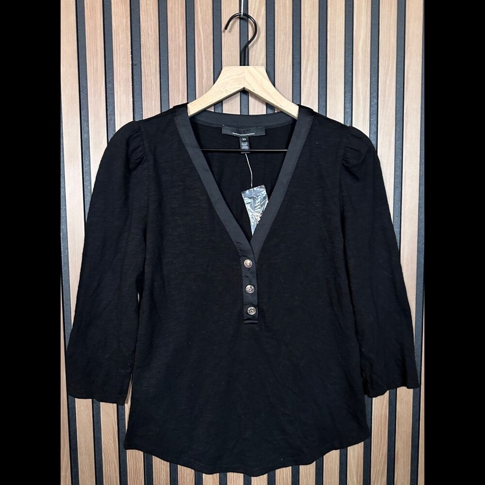 New White House Black Market Top XS Womens Black Henley Poplin Shoulder WHMB